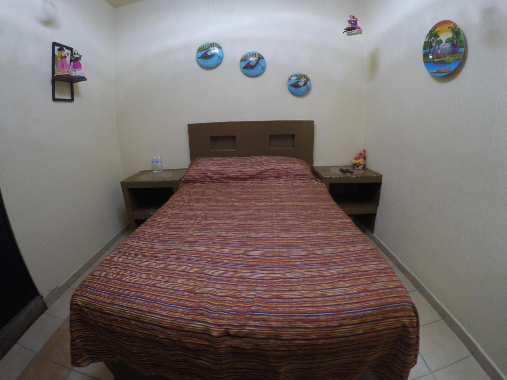 Hospedaje La Mexicana Guadalajara Habitación foto